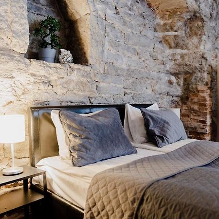 Dream Stay - Old Town City Wall Studio Apartment Reval Exterior foto